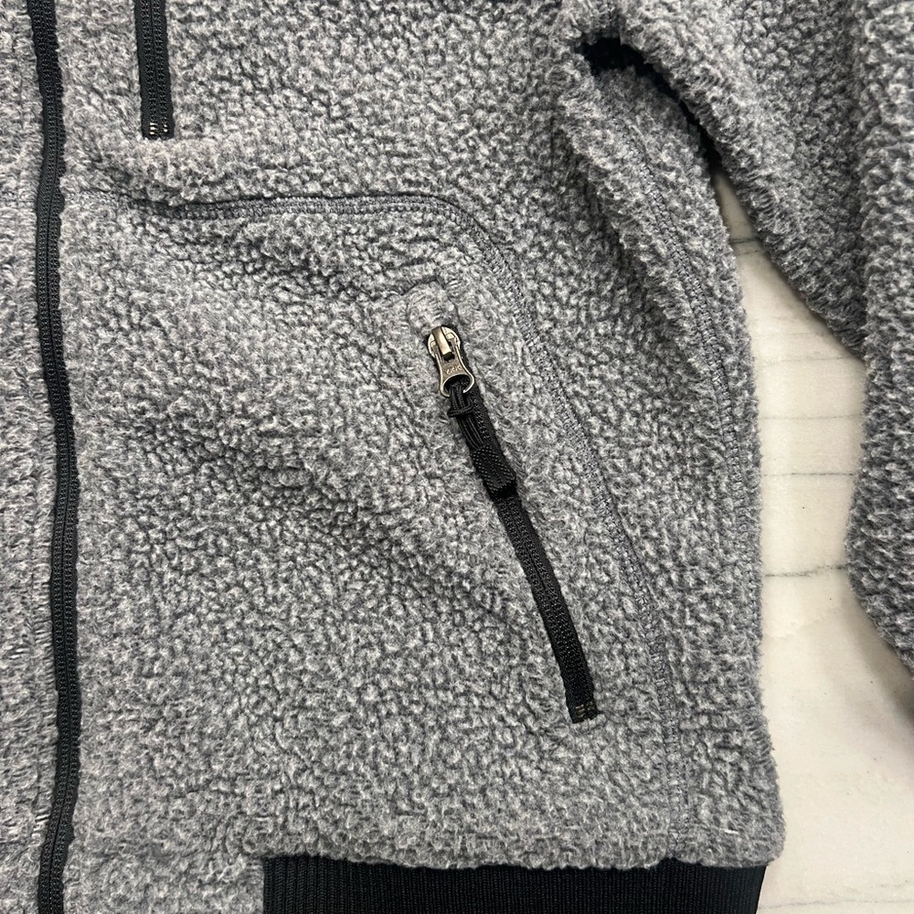 Carhartt Gray Fleece Women’s Zip-up - Picture 2 of 7